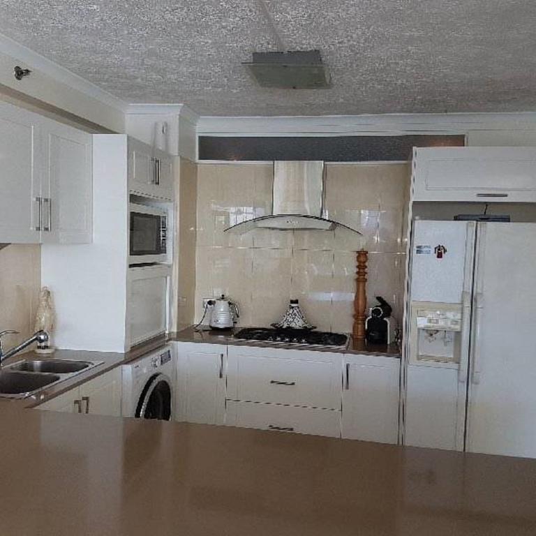 The Pinnacle Apartments Gold Coast Bagian luar foto